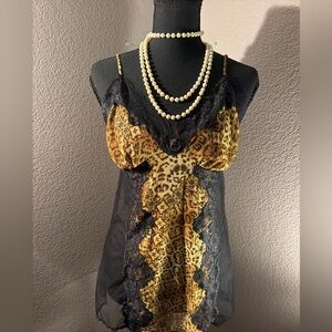 Vintage Seductive Wear By Cinema Exoile